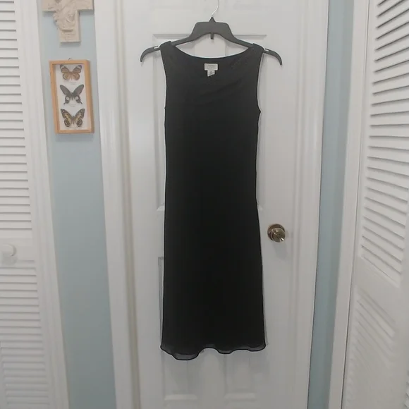 LOFT | Dresses | Ann Taylor Loft Womens Sz Black Dress Little White  Markings In Excellent Con | Poshmark